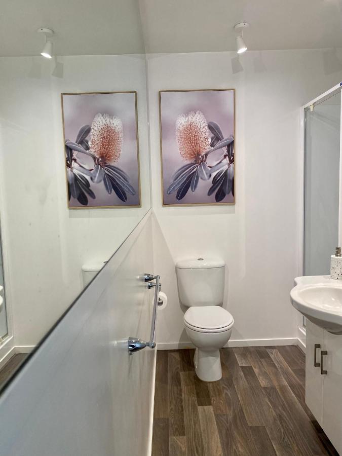 Lakefront Gem, Absolute Waterfront Queenstown Extérieur photo